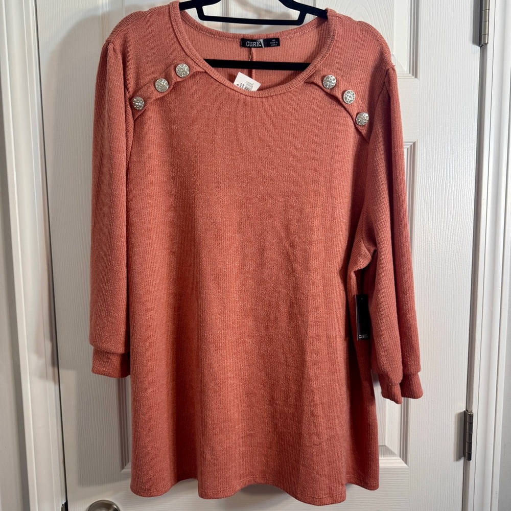NWT. Cure Women's Ribbed Sweater Size 3X. Orange color long sleeve sweater